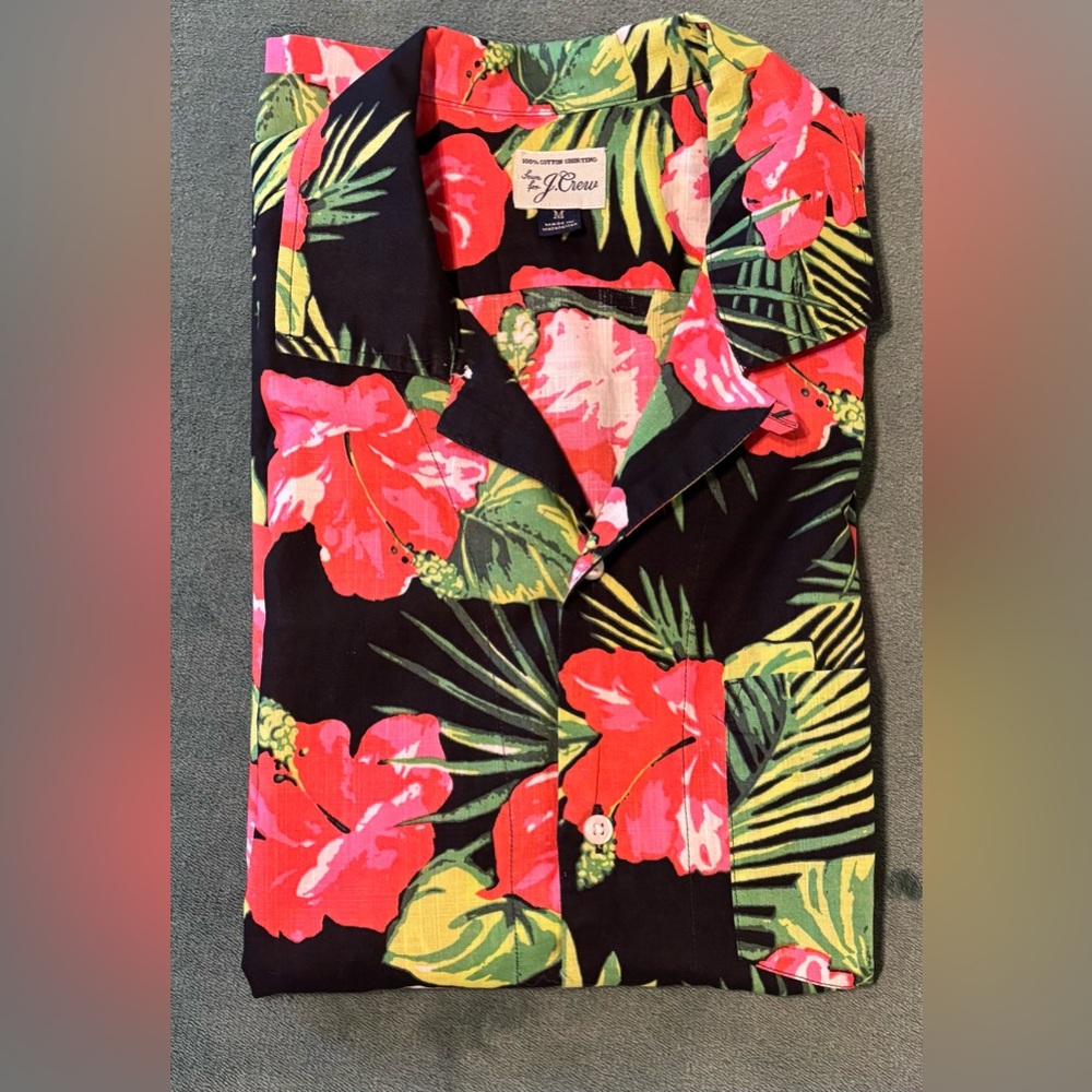 J. Crew Black and Red Floral Casual Button Down Shirt, Size: M (5136)